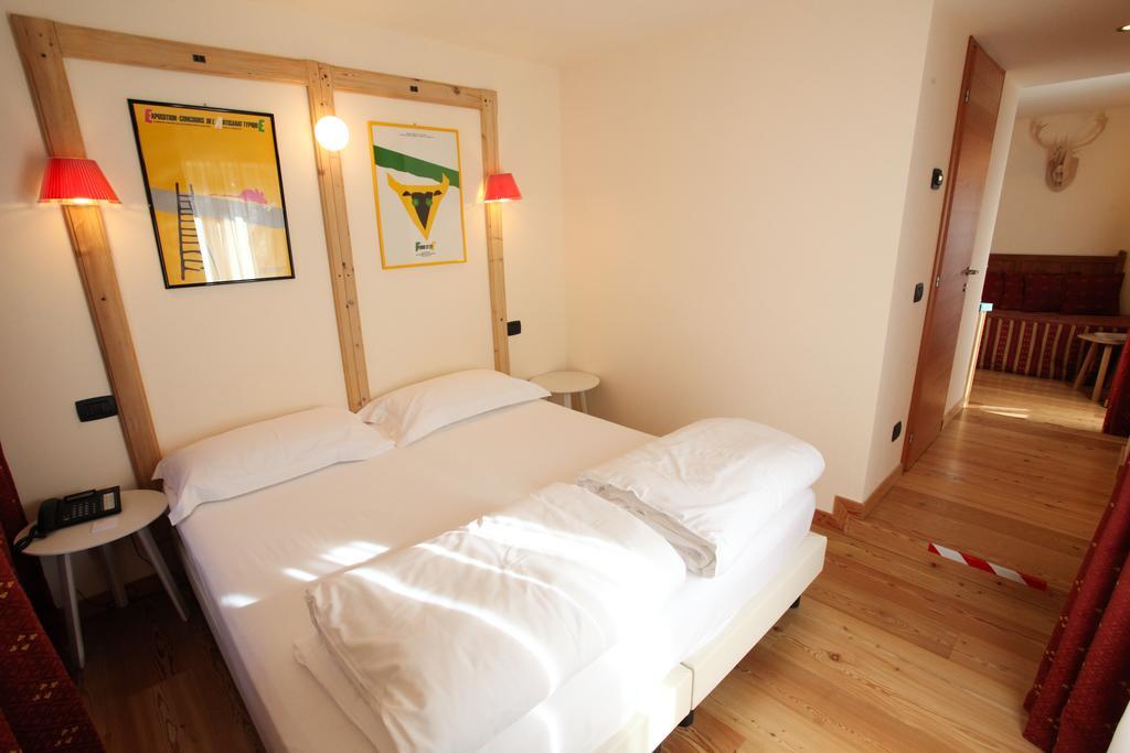 Hotel Berthod Courmayeur Szoba fotó
