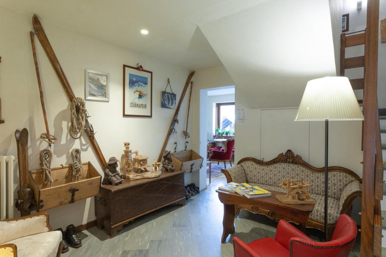 Hotel Berthod Courmayeur Kültér fotó